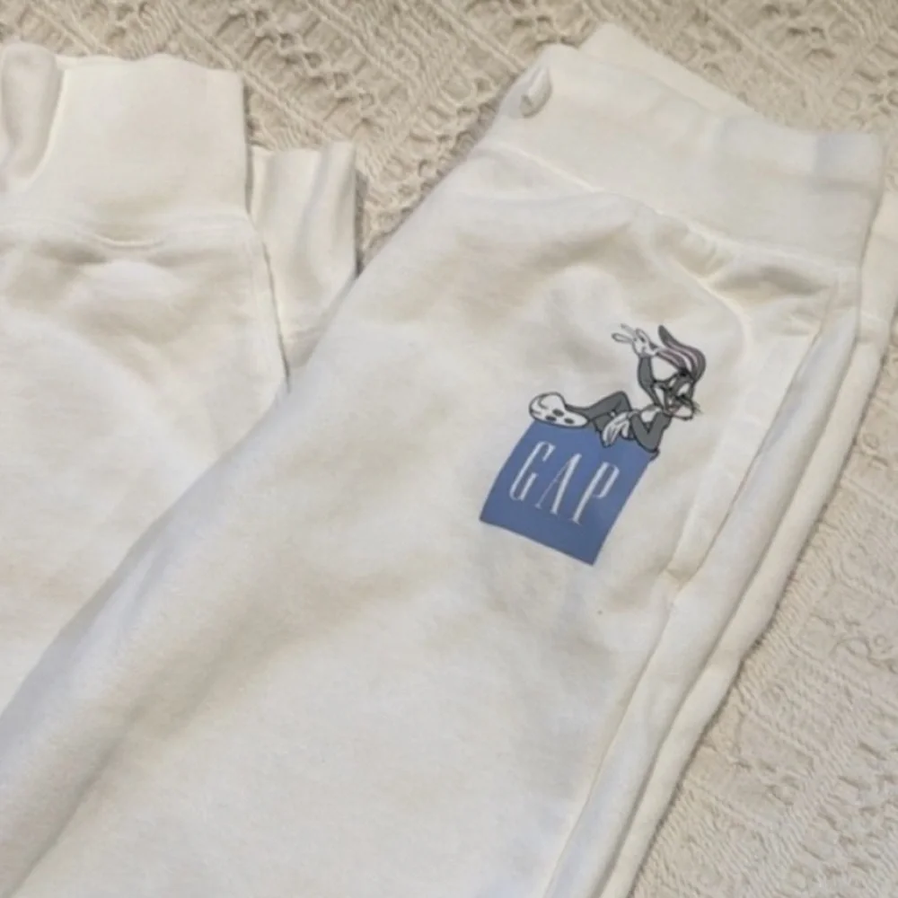 Gap kids Warner Bros. Looney Tunes Bugs Bunny jogger sweatpants